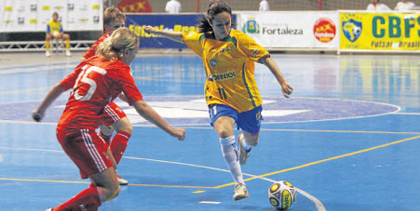 Site português coloca ala de MS entre as dez melhores do futsal
