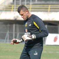 Cene contrata Anderson, ex-goleiro do São Bernardo-SP, e preparador Paulão