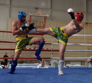 Equipe Ortiz conquista cinco medalhas em Brasileiro de Kickboxing