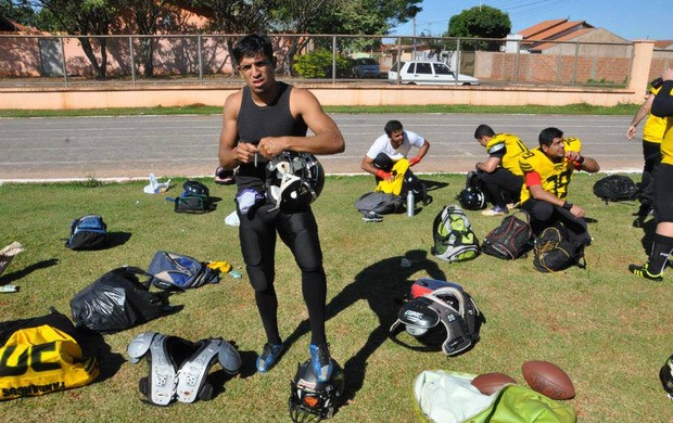 Atleta de MS é selecionado no draft da Liga de Futebol Americano