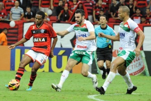 Horário de Verão e TV cancelam Portuguesa e Flamengo no Morenão