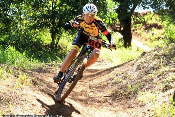 Estadual Mountain Bike reúne mais de cem atletas em Dourados