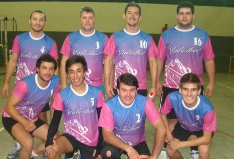 Três jogos abriram o Torneio Crepúsculo de Vôlei em Amambai