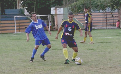 Futebol amador, kart e taekwondo animam fim de semana esportivo em clima de Copa