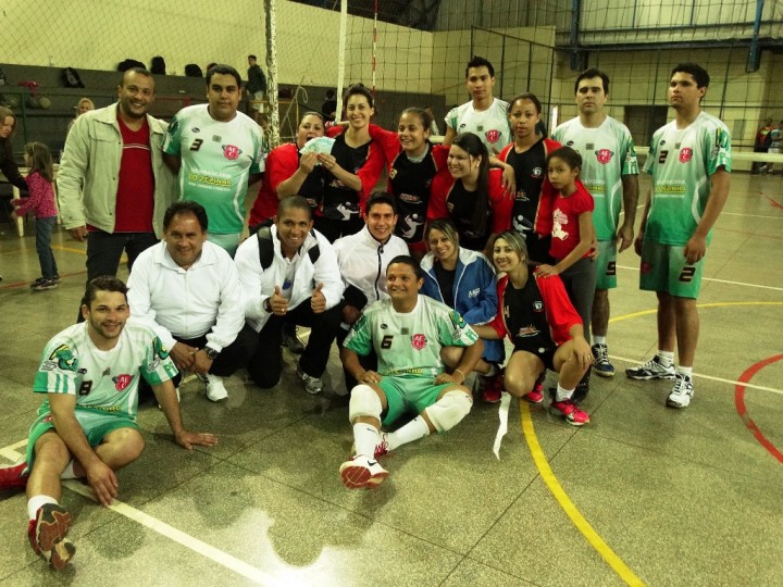 Caarapó é campeã da 2ª Copa PAS de Vôlei Masculina em Amambai
