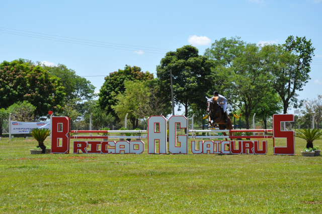 Exército realiza campeonato de Hipismo