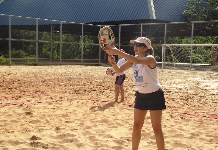 Equipe de beach tennis do MS participa de torneio no Paraná