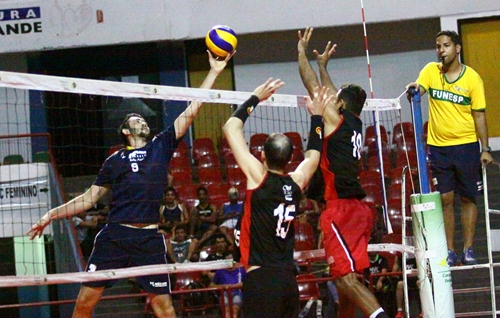 Inel Sóter vence Torneio Viva Verão 4x4