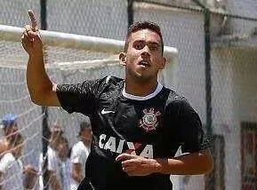 Lauder buscar se firmar no Sub-20 do Corinthians