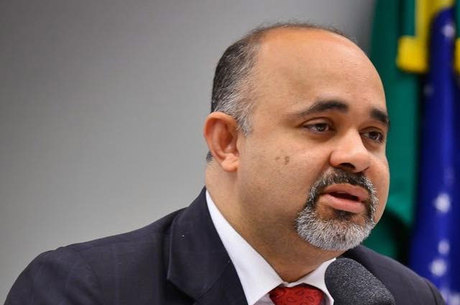 Ministro do Esporte vem à Capital para liberar estádios