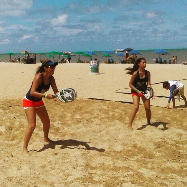 Sul-mato-grossenses são vice em torneio internacional de beach tennis