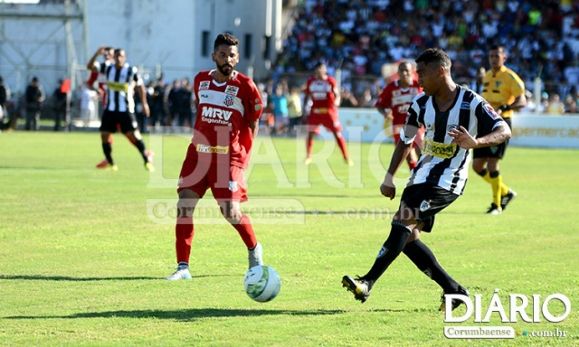 Corumbaense perde pênalti e fica no empate contra o Comercial