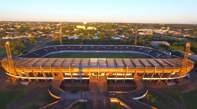Governo assina termo para reativação do estádio Morenão