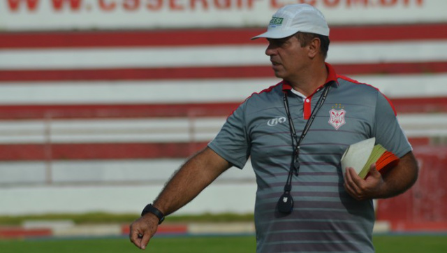 Operário acerta com Carlos Rabello para temporada 2017