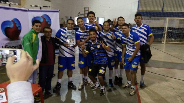 Equipe de Caarapó conquista Torneio Regional de Voleibol Masculino de Vicentina