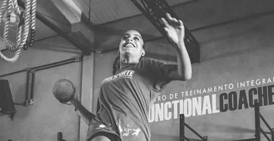 Destaque nos Jems, atleta ‘driblou’ pai para brilhar no handebol