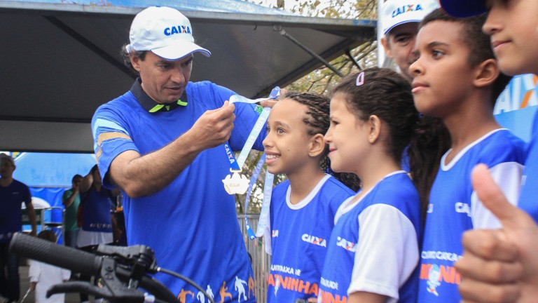 Maratoninha leva centenas de crianças para os Altos da Afonso Pena