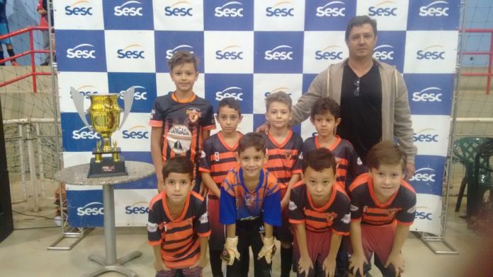 Copinha Sesc de Futsal Dourados segue para a fase final