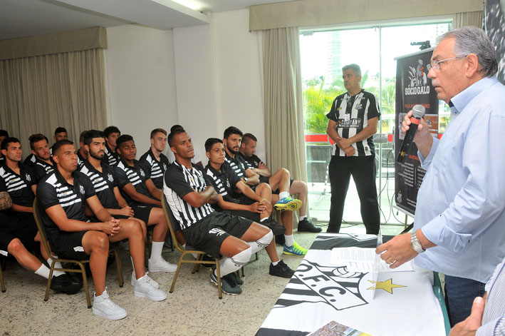 Maior campeão, Operário apresenta elenco e comissão técnica para Estadual 2018