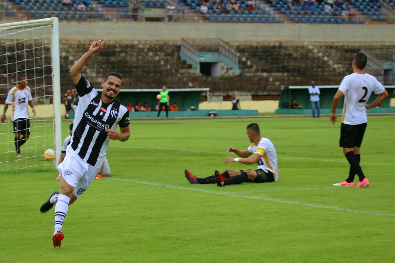 Corumbaense cura ressaca da Copa do Brasil com goleada 