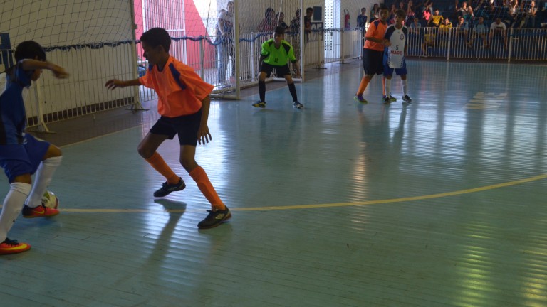 Final do futsal define Elite Mace e Máxima campeãs na categoria B