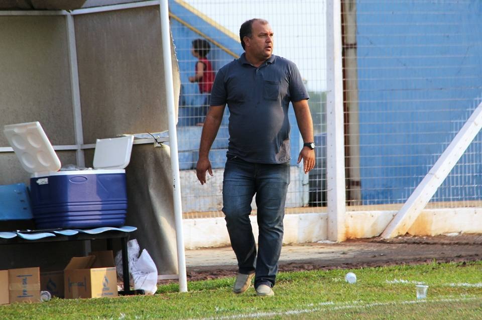 Aquidauanense fecha com técnico Mauro Marino