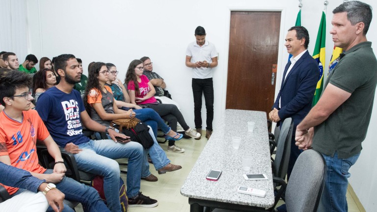 Prefeitura se reúne com atléticas das universidades da Capital