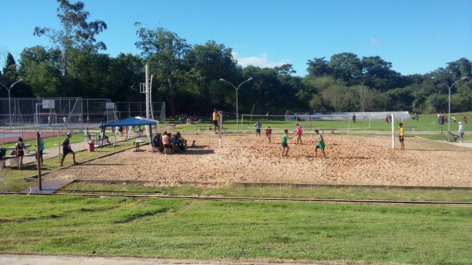 Aberto todos os dias, CMU abriga inúmeras práticas esportivas em Bonito