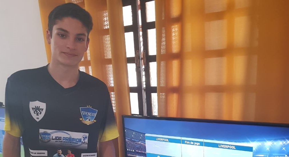 Adrian Zayas representa MS na Copa do Brasil de Futebol Digital de PES 2019