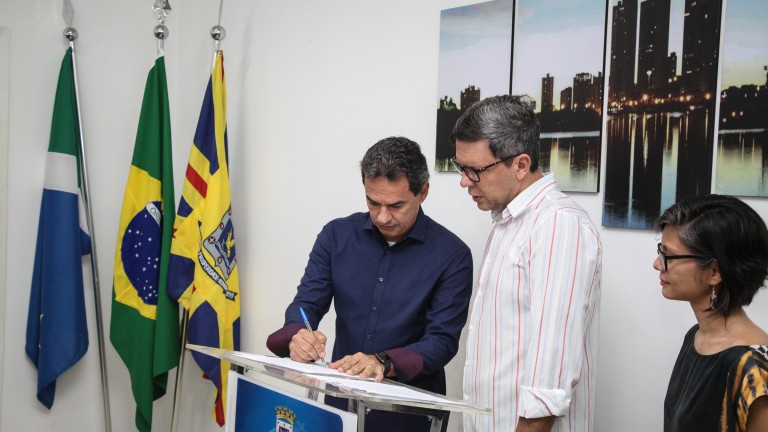 Prefeito sanciona projeto Parceiros do Esporte