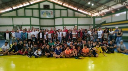 Naviraí lança projeto de incentivo à prática esportiva às crianças
