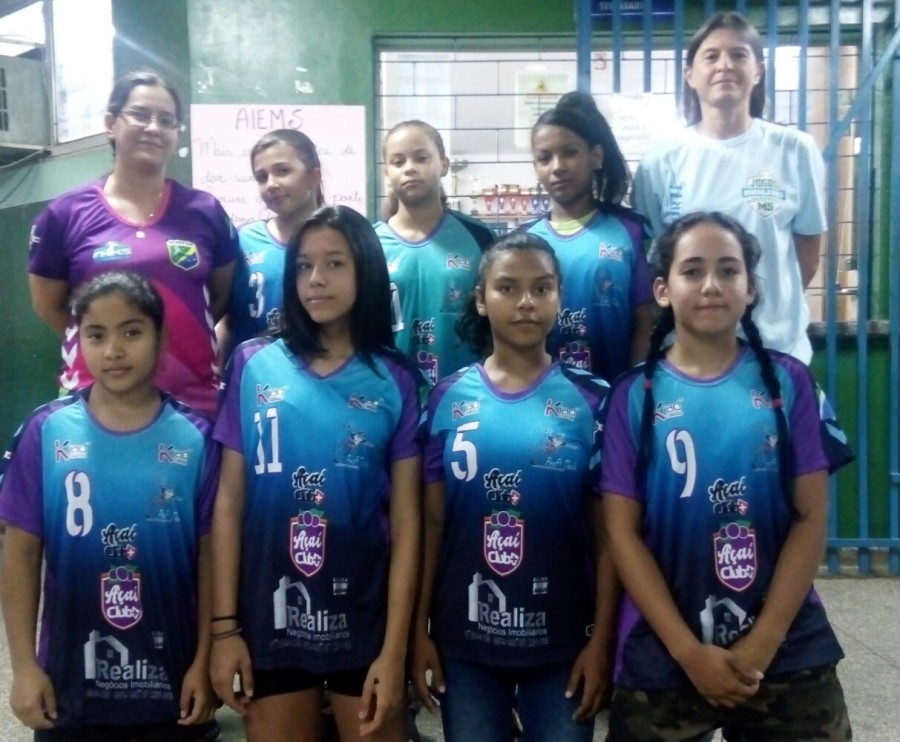 Escola coxinense destaca-se no handebol dos Jogos Escolares