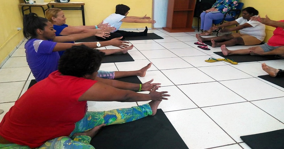 Liberta Yoga trabalha disciplina e ressocialização de detentas