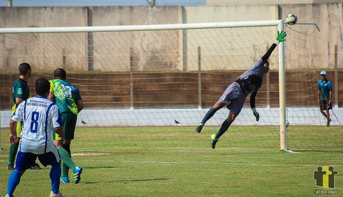 Dois Irmãos e Nova Andradina vão às semifinais da Copa Assomasul