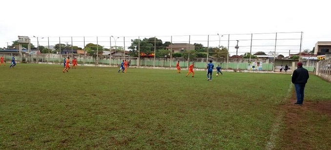 Três jogos acontecem pelo Amadorzão da Lec no domingo