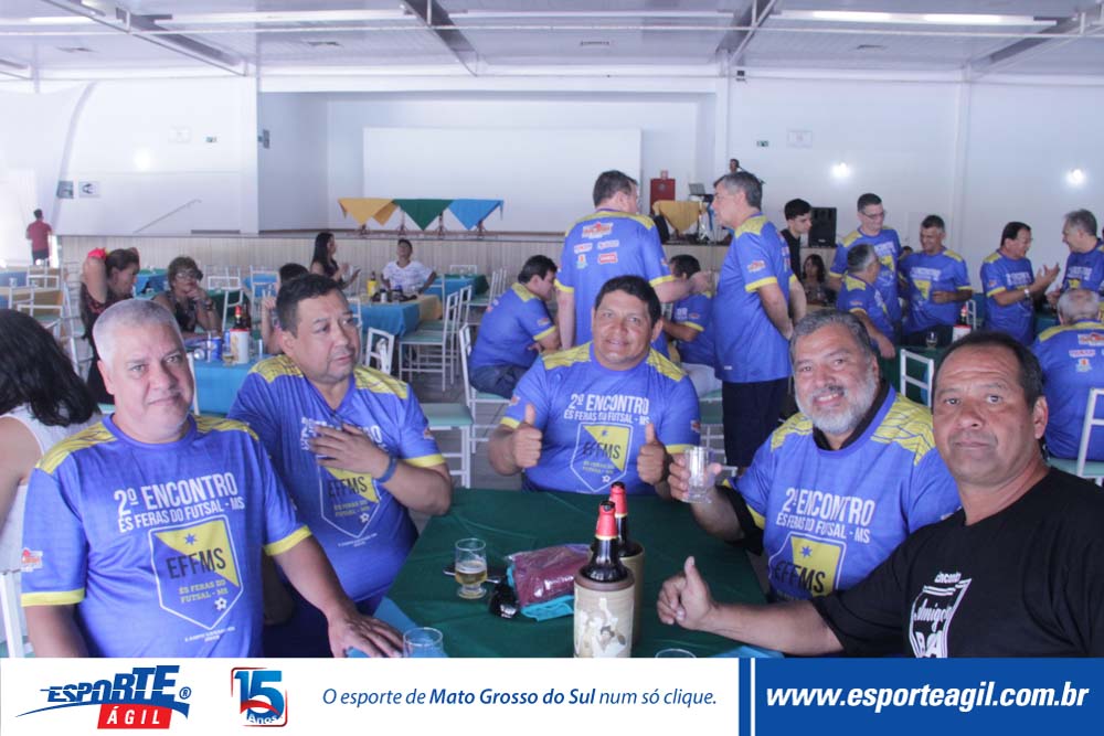Encontro reúne antigos 'es-feras' do futebol de salão de MS