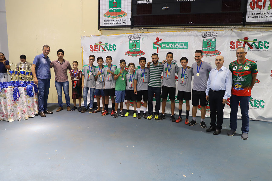 Premiação dos Escolares de Nova Andradina reúne famílias