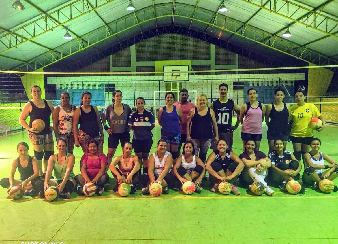 Torneio de Vôlei Feminino Master domingo em Brasilândia