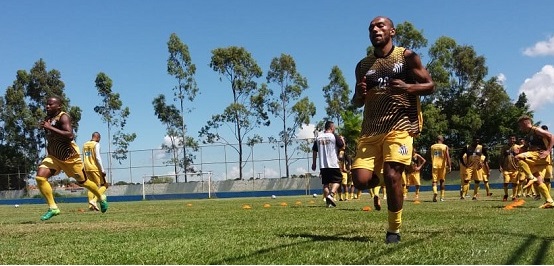 Operário inicia divulgação do elenco e faz treino aberto à torcida