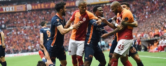 Ligas de futebol da Turquia retornam no mês de junho