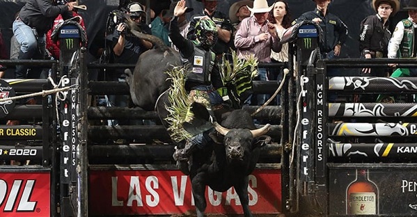 Sul-mato-grossense vence etapa da PBR nos Estados Unidos