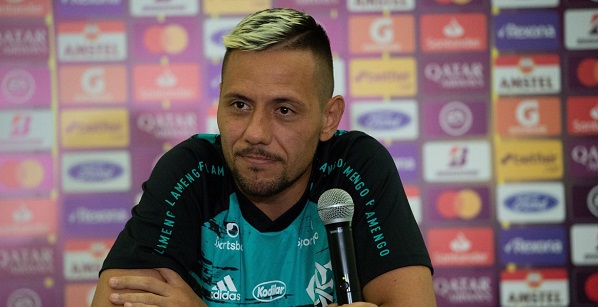 Goleiro do Flamengo, Diego Alves, testa positivo para Covid-19