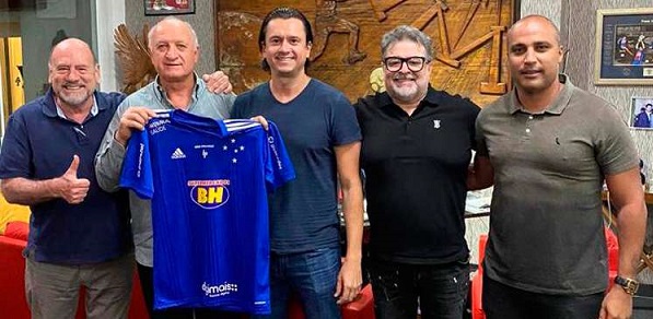 Cruzeiro anuncia Felipão como novo treinador, com contrato até 2022