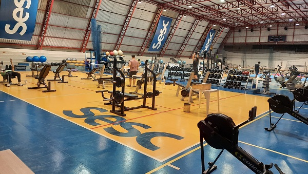 Academia do Sesc presenteará aluno mais assíduo com relógio