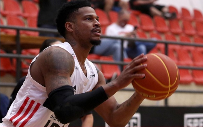São Paulo vence Corinthians em clássico paulista de basquete