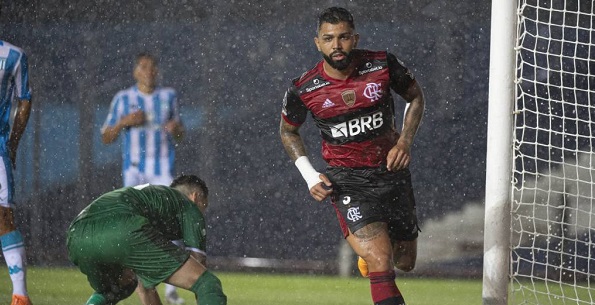 Flamengo empata com Racing no duelo de ida das oitavas da Libertadores