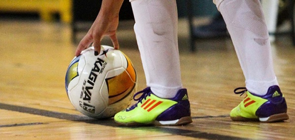 Eia Dourados vence sub-16 do Estadual de Futsal Feminino