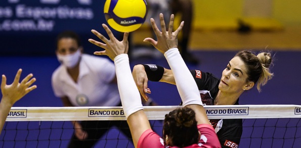 Sesi Vôlei Bauru e Dentil/Praia Clube fecham 2020 com jogo decisivo