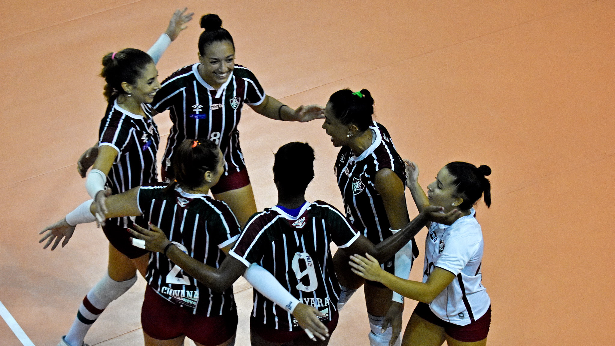 Superliga: Fluminense recebe líder Itambé/Minas nesta quarta-feira