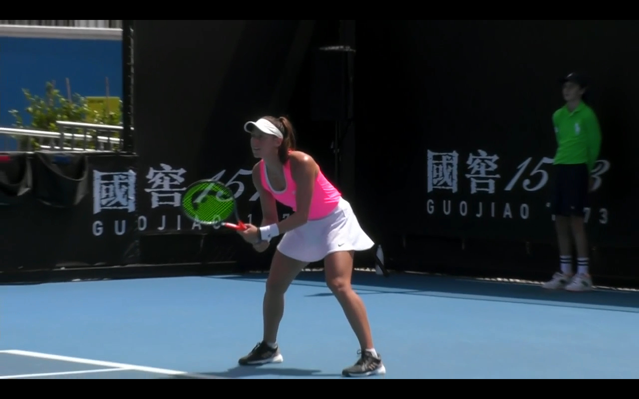 Luisa Stefani ganha de virada e reencontra dupla japonesa nas oitavas do Australian Open